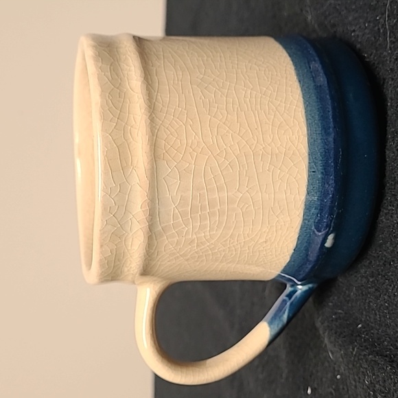 Vintage Stoneware Floral Mug with Crazing - Picture 3 of 6